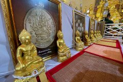 LINE_ALBUM_20868_250901_17